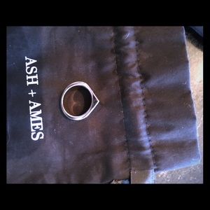 Ash+Ames Silver Pointy Ring